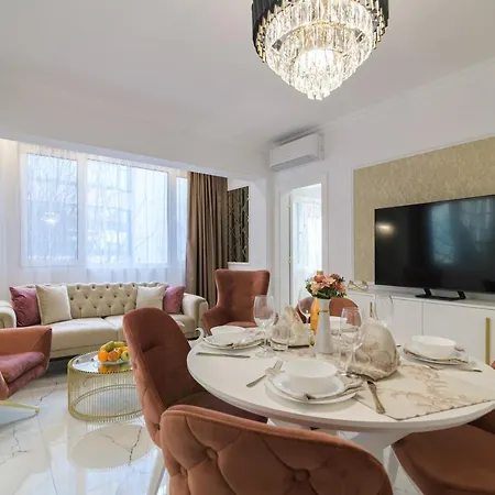 лукс на море Luxury In Downtown With Garage Apartman