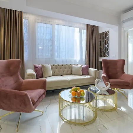 Appartamento лукс на море Luxury In Downtown With Garage *