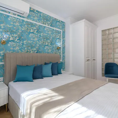 лукс на море Luxury In Downtown With Garage Apartment Varna