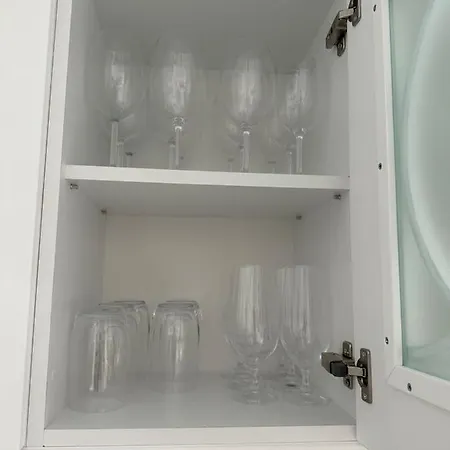 лукс на море Luxury In Downtown With Garage