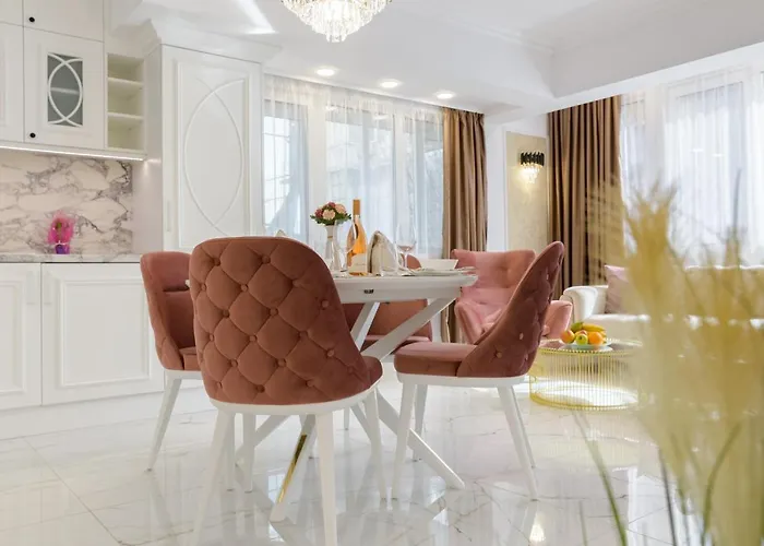 лукс на море Luxury In Downtown With Garage Apartment