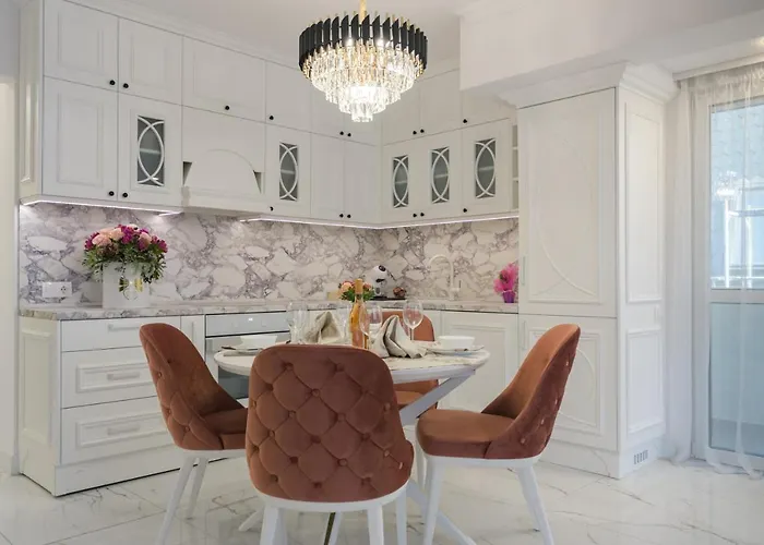 лукс на море Luxury In Downtown With Garage * Varna